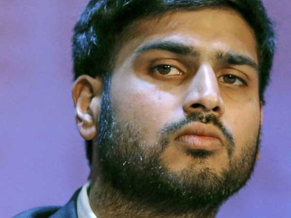 నటించొచ్చు.. క్రికెట్ ఆడవచ్చు కానీ