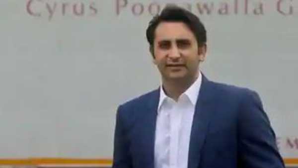 రాష్ట్రాలకు విక్రయించే కోవిడ్ వ్యాక్సిన్ ధర తగ్గించిన సీరం సంస్థ .. ట్వీట్ చేసిన పూనవల్లా