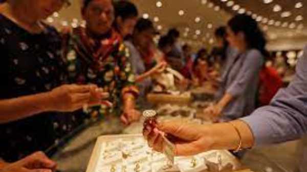 వివిధ రంగాలు....