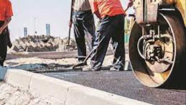 అందుకే డిమాండ్ అందుకే డిమాండ్