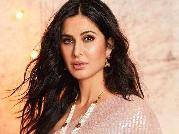 పాపులర్ సెలెబ్రిటీ.. 