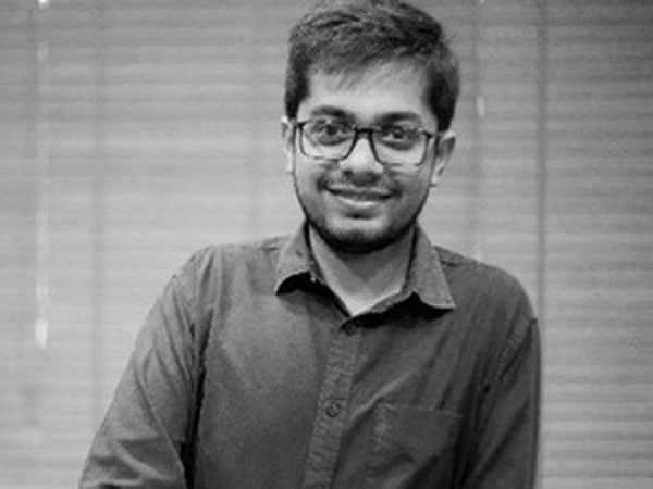 హైదరాబాద్ నుండి 56 మంది