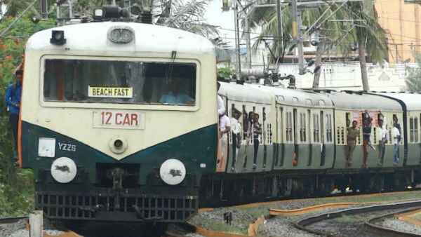 స్టేషన్లలో యూజర్ ఫీజ్