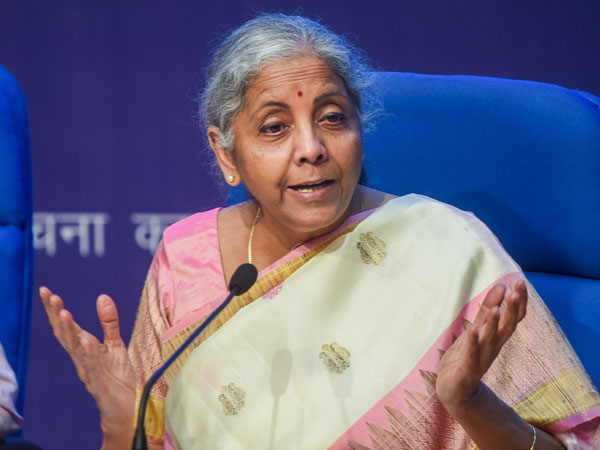 ఖర్చులు చేస్తున్నాం.. పన్ను భారం లేదు