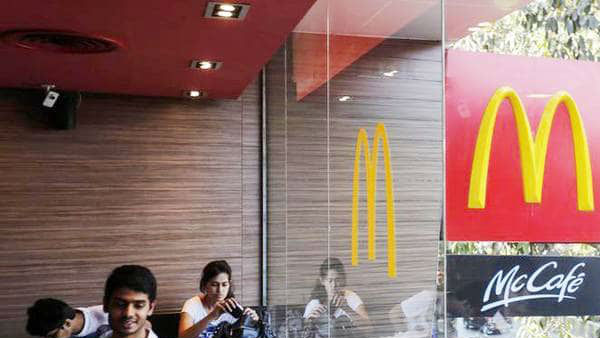 కార్పొరేట్ కంపెనీలు సైతం.. 