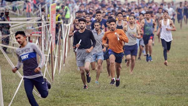 దేశవ్యాప్తంగా చెలరేగిన దుమారం..