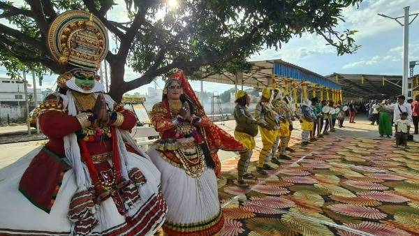 డాక్టర్ సహా.. 