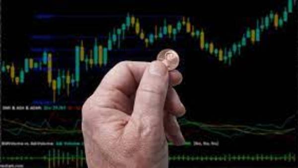 వేలుగా మారిన పైసలు.. వేలుగా మారిన పైసలు..