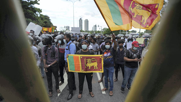 మాంద్యం భయాలు..