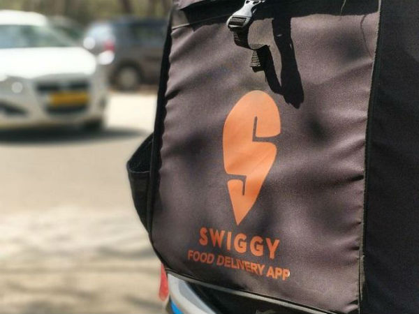 ఆలస్యంగా రైలు సేవలు..