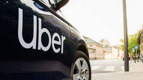  విషపూరితమైన వర్క్ కల్చర్..