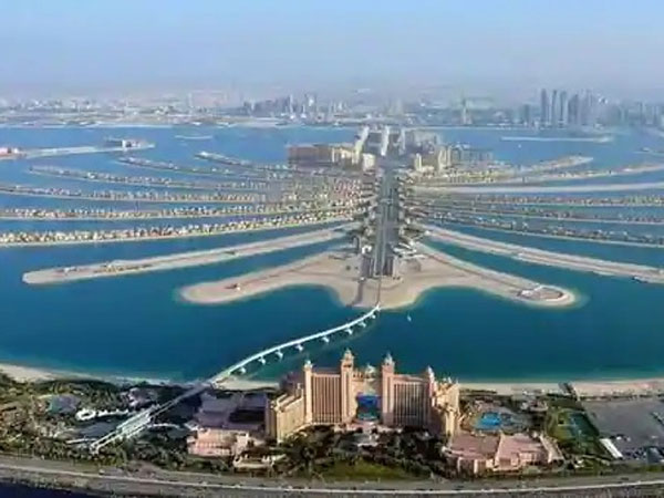  ప్రత్యేకమైన బీచ్..