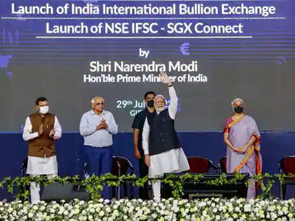 ఒకటే బంగారం ధర..