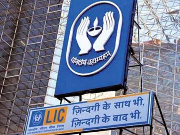 రారాజు LIC: