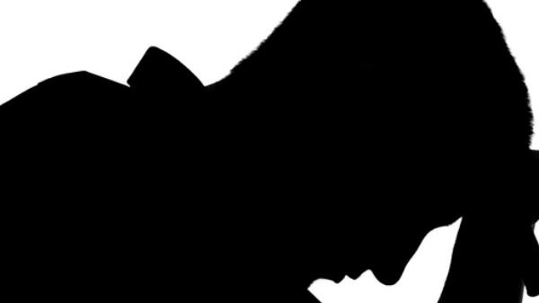 ఆంక్షలతో నష్టాలు..