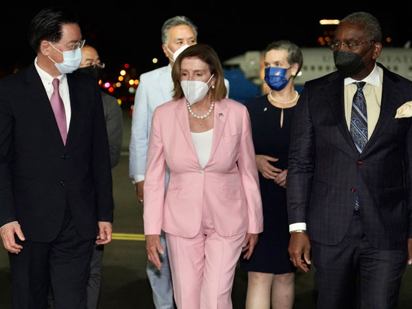 నాన్సీ పెలోసి..