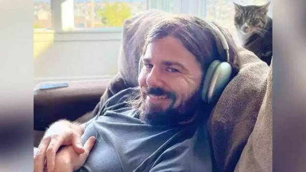 ట్వీట్‌పై విమర్శలు.. పొగడ్తలు..