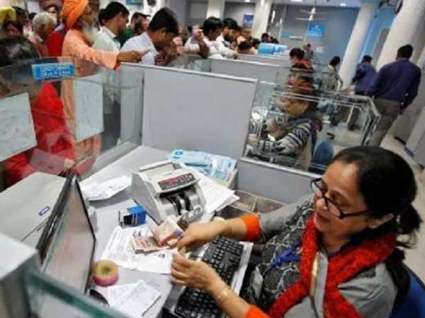 10 లక్షల మందికి ప్రభుత్వ ఉద్యోగాలు..