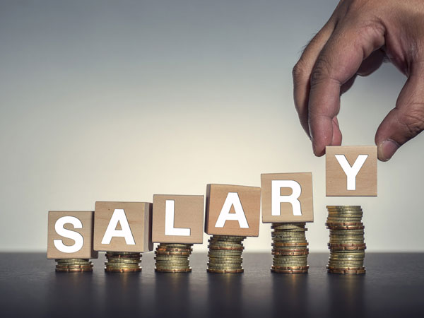 30 శాతం జీతాల పెంపు..