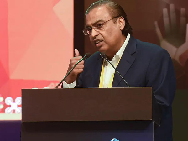 దిగ్గజాలతో భాగస్వామ్యం..