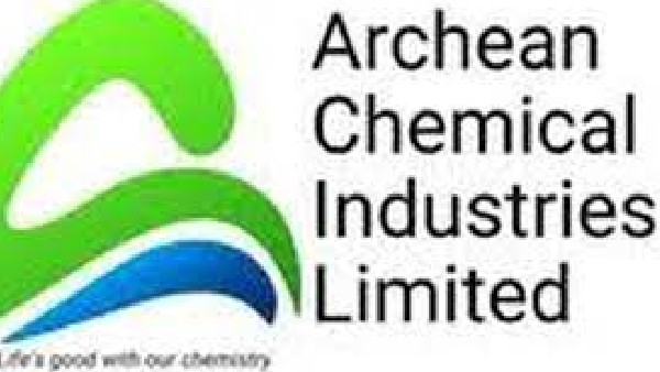 గ్రే మార్కెట్ పరుగులు.. గ్రే మార్కెట్ పరుగులు..