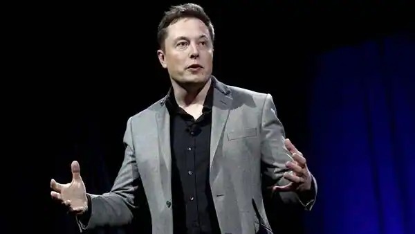 ఉద్యోగుల తొలగింపు..