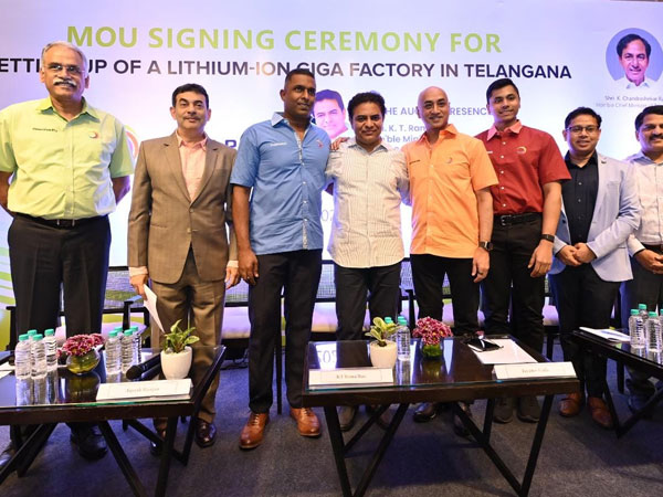 గల్లా జయదేవ్..