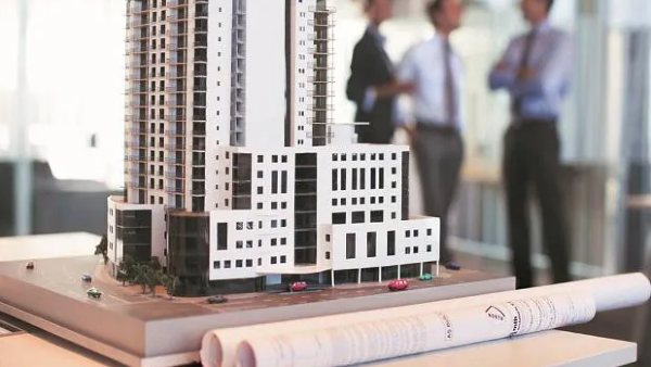 అగ్రస్థానంలో భాగ్యనగరం..