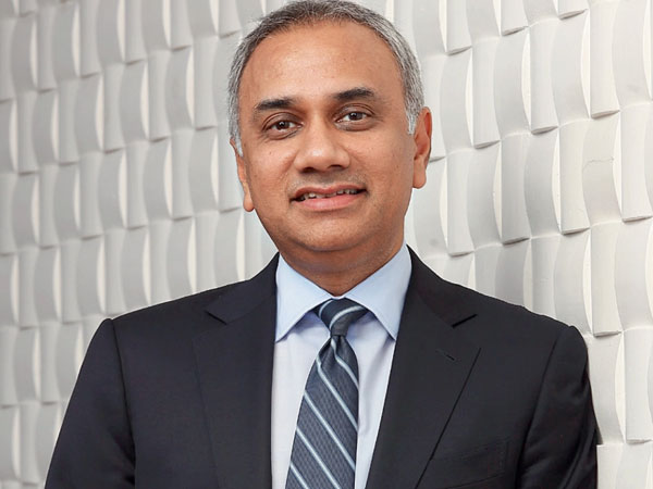 పోటీ ప్రపంచంలో..