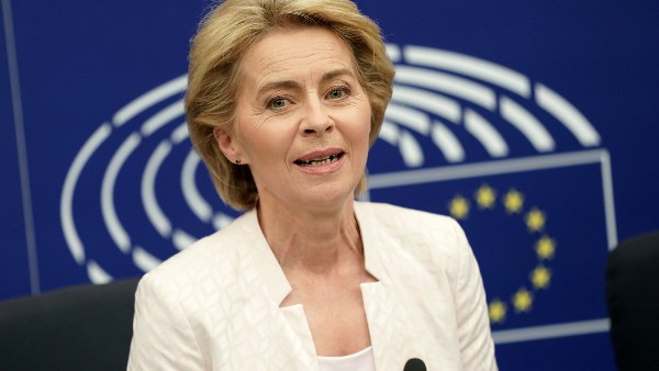 టాప్ స్థానాల్లో వీరే..