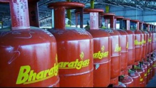  పెరిగిన గ్యాస్ ధర..