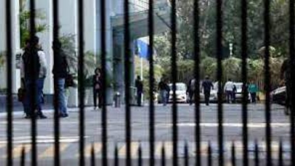 సర్వే vs రైడ్ :