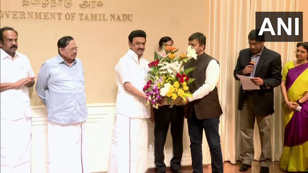 ఇకపై కార్లు, బ్యాటరీలు