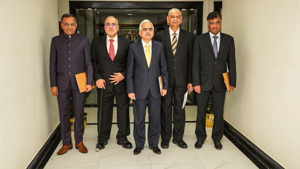 పట్టణ డిమాండ్‌ లో స్థిరమైన వృద్ధి