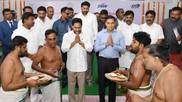  ప్రతి విద్యార్థికీ ఉద్యోగం..