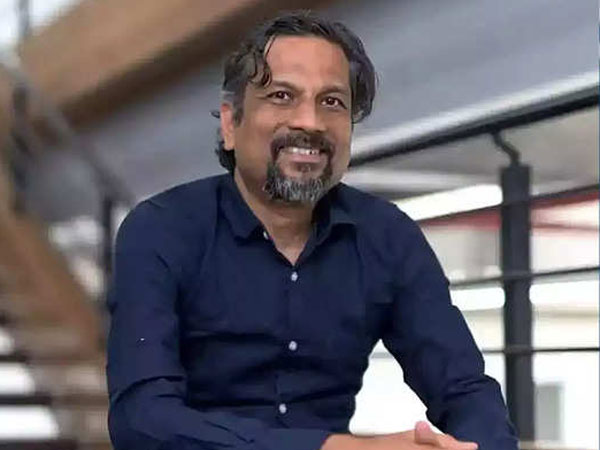 Tamilnadu famous company Zoho CEO sridhar vembu clarifies over his wife allegations