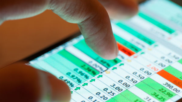 Sensex, Nifty started trading flat amid mixed global ques in Stock markets