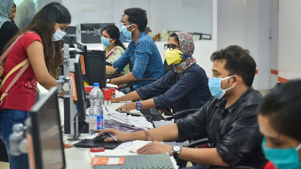 IBA will decide on five working days for banks