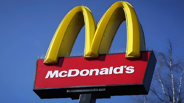 McDonalds stop using tomatoes in their burgers and other recipies