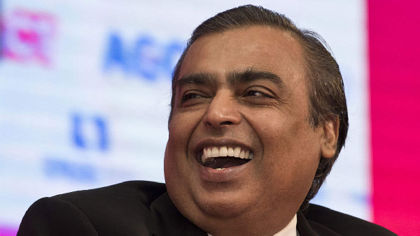 Mukesh ambani agressive RIL-Jio Demerger plan fearing other players in finance business