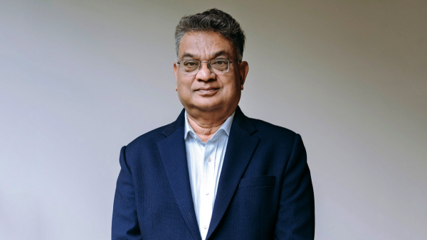 Know about millionaire Dilip Suryavanshi who gave employee 2300 crores in Dilip Buildcon 