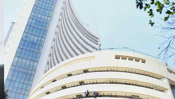Indian stock markets trading in positive note on new month starting