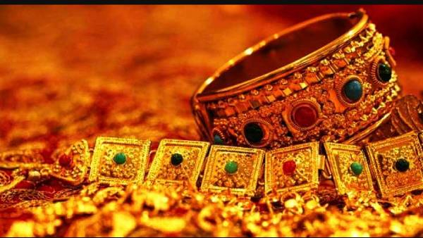 attention gold lovers Gold rates across india stable and silver drops