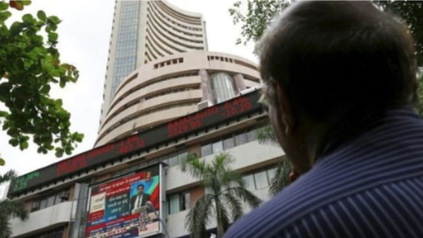 Stock markets closed positive amid overcoming volatality