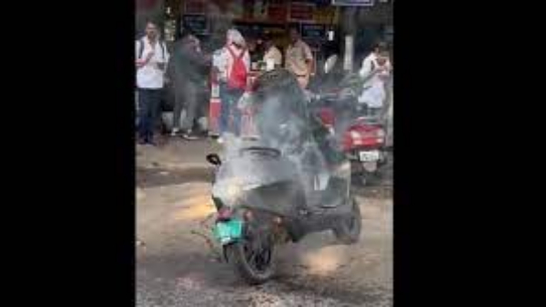 fire accident to ola scooter in pune, company clarified the reason