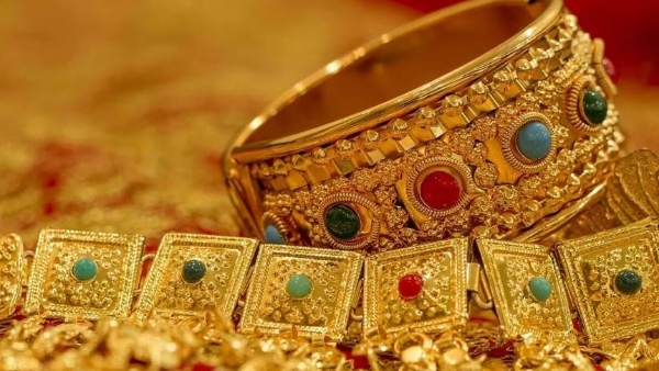 Gold rates started rising after small fall, silver rates fell today in ap, telangana 