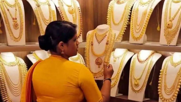 good news to Gold lovers as gold, silver rates fell slightly amid diwali, dhanteras 