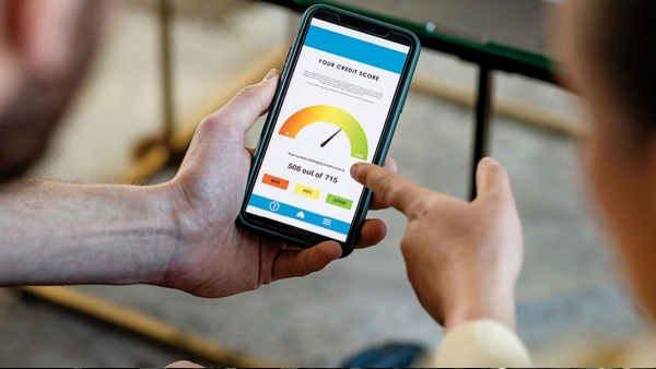 Know how one can get personal loan eaily with low credit scores