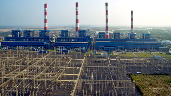 Adani power bids for Lanco Amarkantak Power Ltd thermal plant for 4100 crores