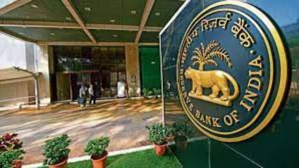 RBI imposed penalty over hdfc, bank of america and cooperative banks, know